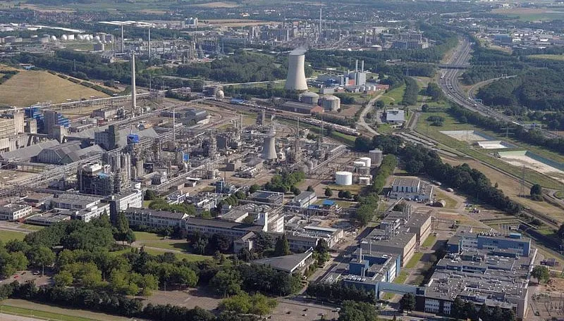 chemelot ned2011 yxy cc by 30