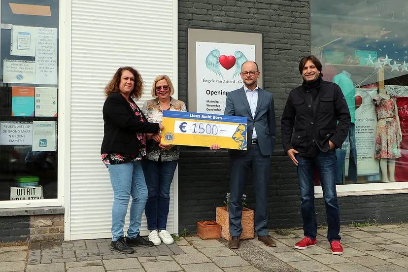 cheque lions ambt born voor evzg 1500 euro