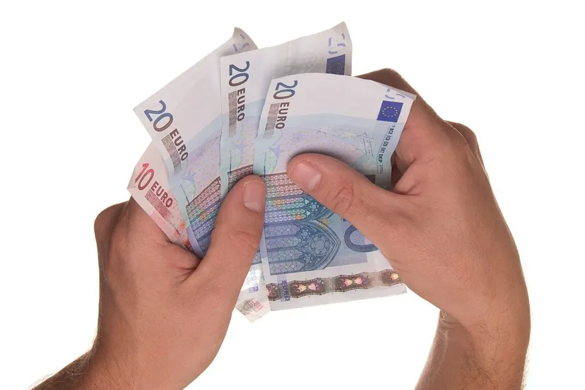 contant geld niek verlaan via pixabay euro