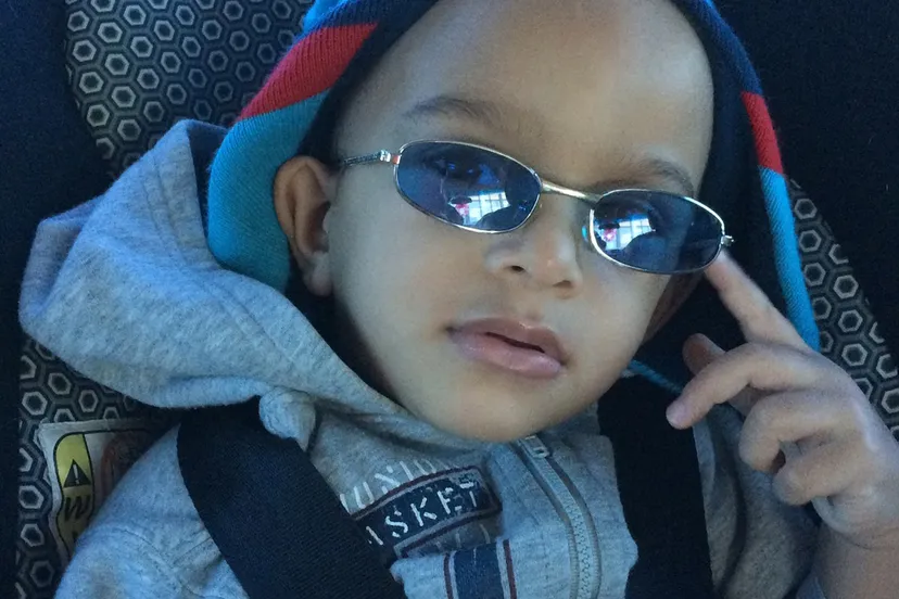 cool kid 1606110 1920 kind in kinderzitje auto cc0 pixabay