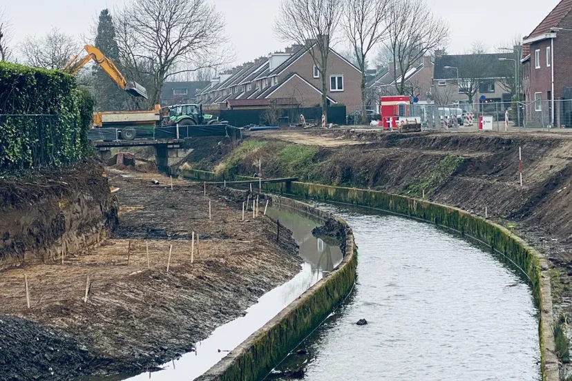 cotelbeek bij ophoven afgraven oevers