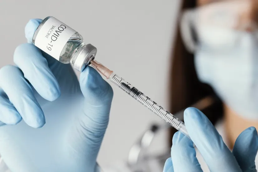 covid 19 vaccin vaccinatie injectie booster