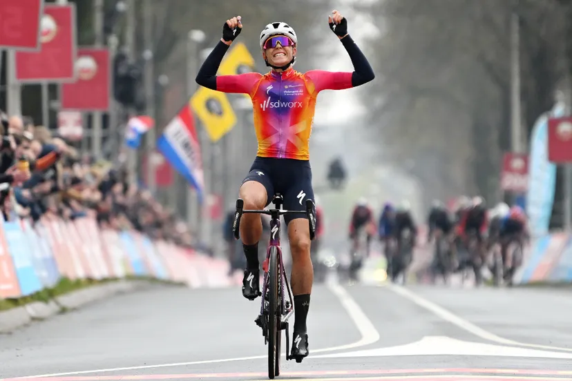 demi vollering wint amstel gold race 2023 getty images