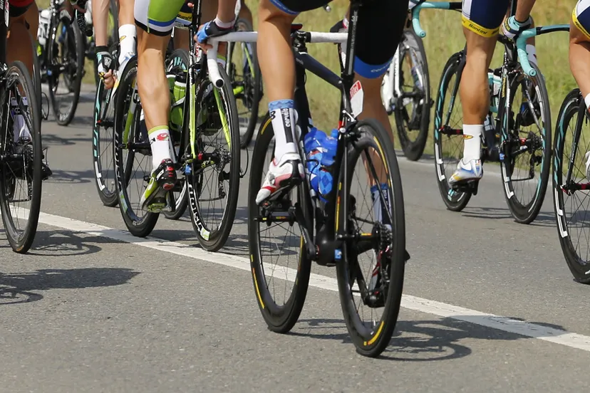 dm5dwee54jhl8qmue2o5i7yno wielrenners alleen wielen 16 9