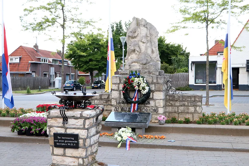 dodenherdenking 2020 bloemenmarkt geleen lindenheuvel