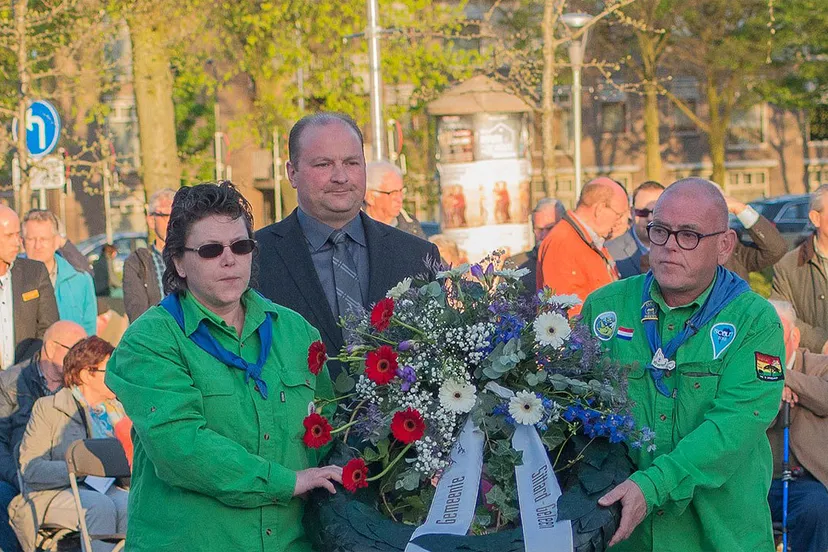 dodenherdenking geleen lindenheuvel 2016 00