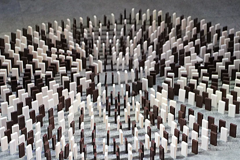 dominostenen kasteel limbricht