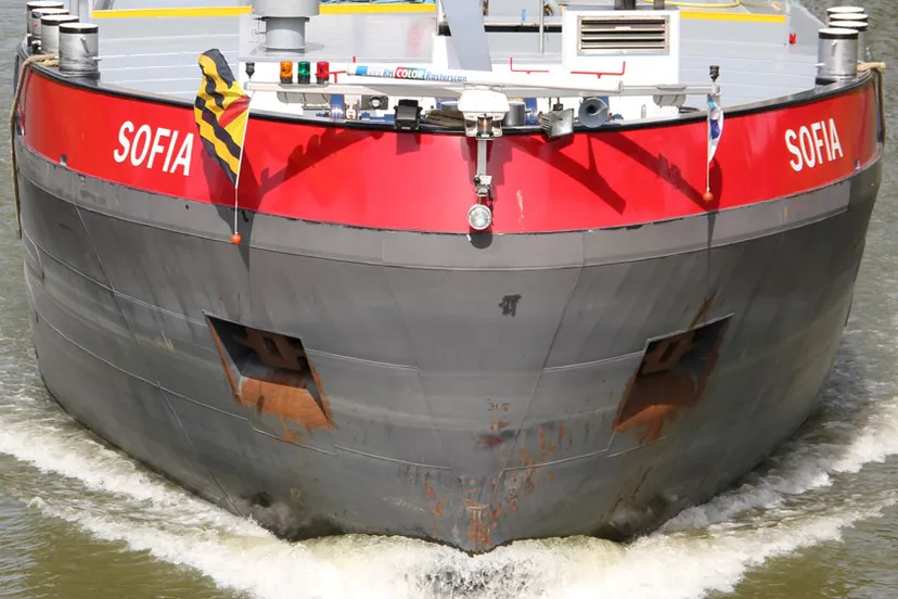 dpxq9dj8lr61tfpy95pm2yb49 vrachtboot tanker sofia
