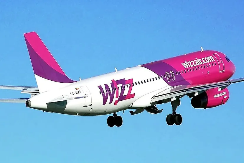 dzalvibejusr8bd8o09vi0g2o wizzair airbus a320 200