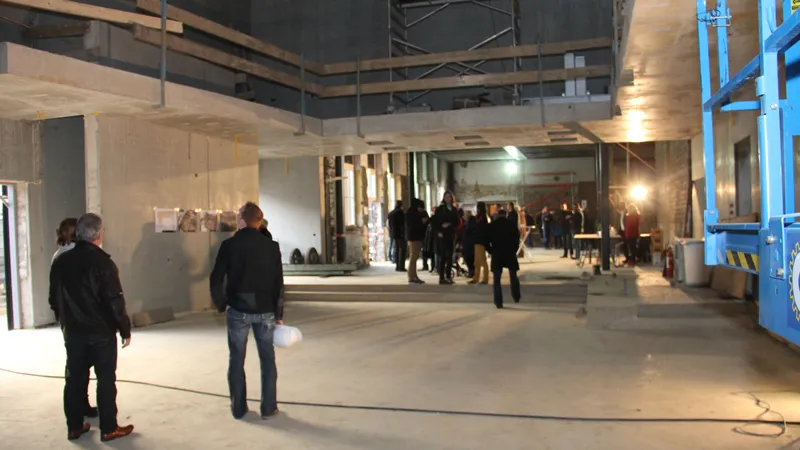 e3m3qyztr886o37hmlawj0asp de zaal