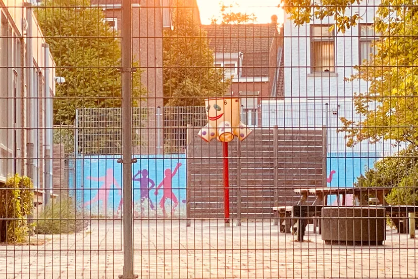 een schoolplein in sittard