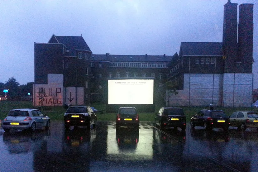 eq8j5lvms61rfce3i894txbgf cinema in het park weer nat 8 augustus