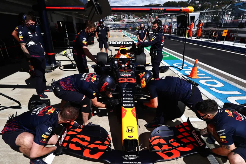 f1 gp rusland max verstappen 08