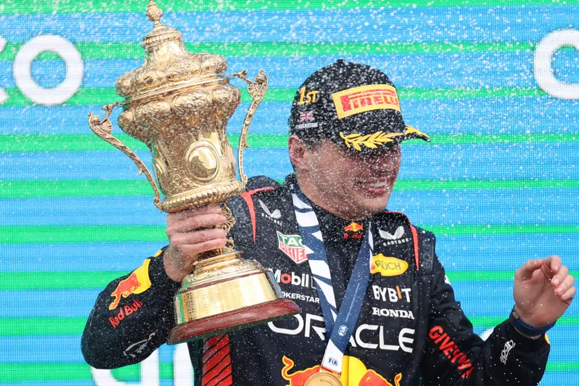 f1gp11 max verstappen wint britse gp