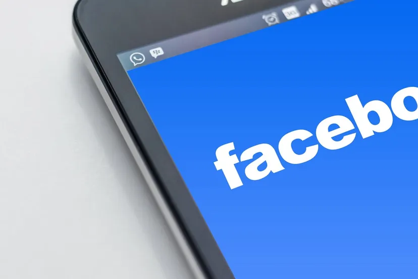 facebook smartphone business communication design 261704