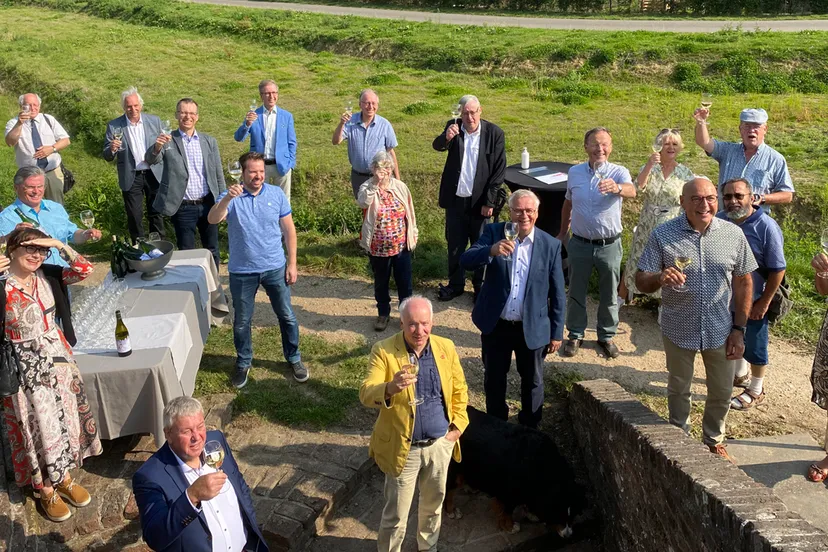 fort sanderbout weer open