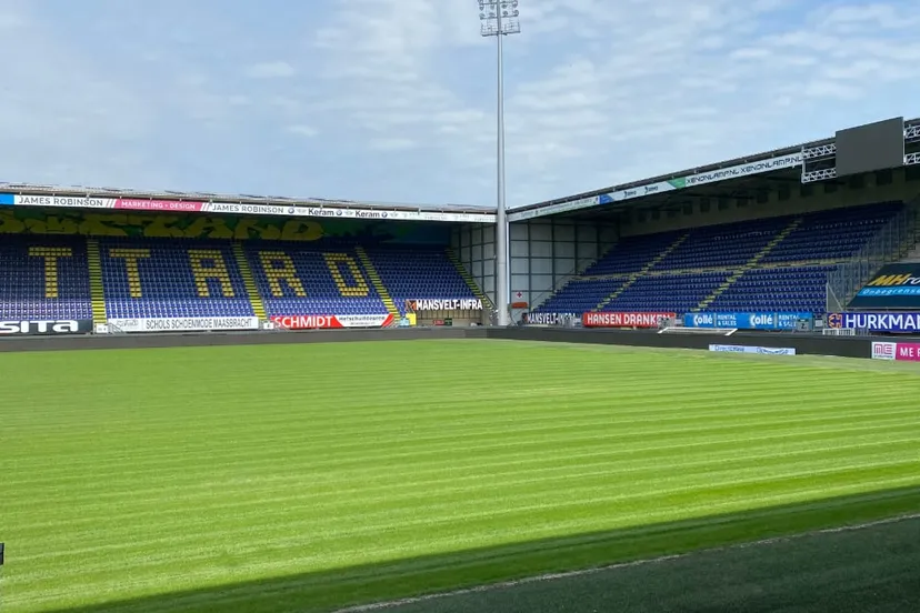 fortuna sitttard nieuwe grasmat 2021 1