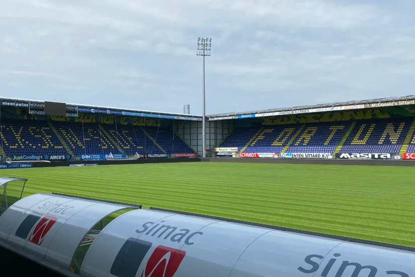 fortuna sitttard nieuwe grasmat 2021 2