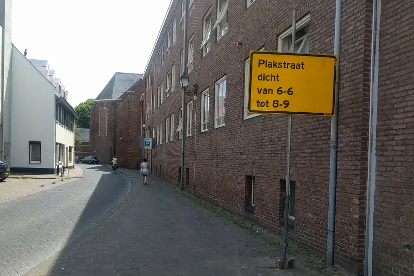 foutje bord plakstraat
