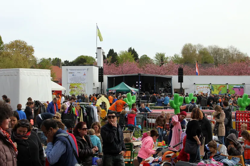 g90ze7sd0qx92l9nlru326p2x parkfestival