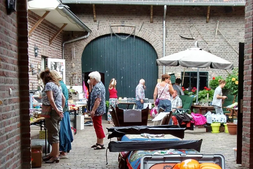 garage sale einighausen