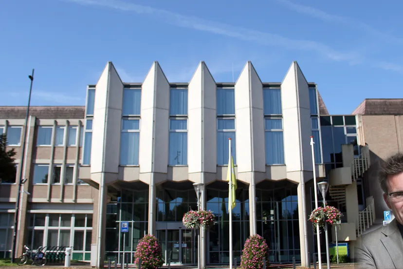 gemeentehuis geleen ingang stadswinkel interim gemeentesecretaris