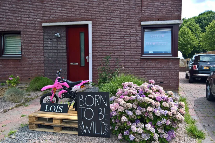 gestolen geboortebord crossmotortje