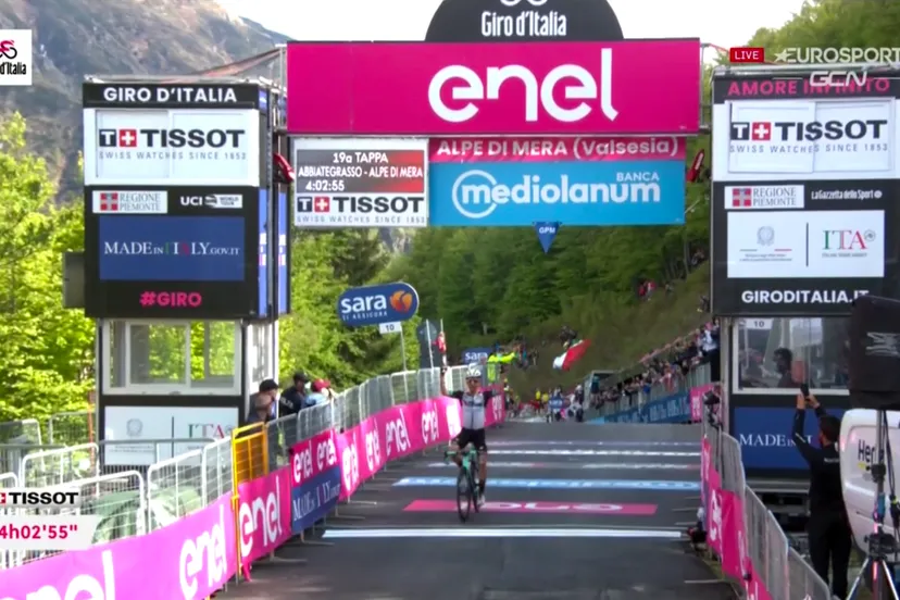 giro 2021 19 simon yates