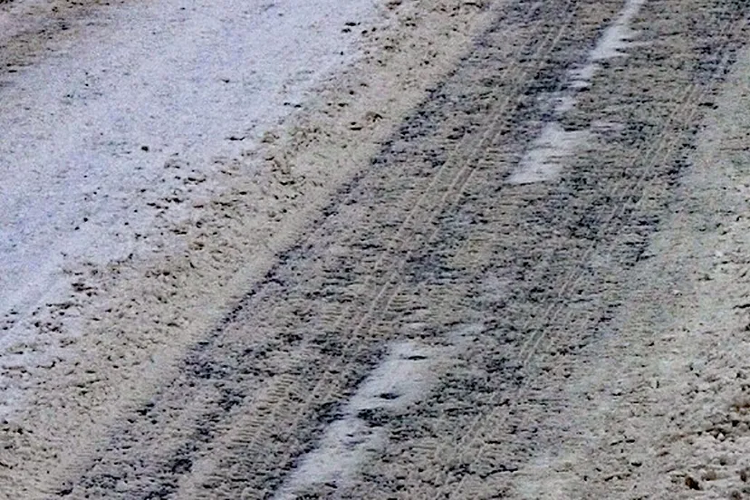 gladheid sneeuw strooien