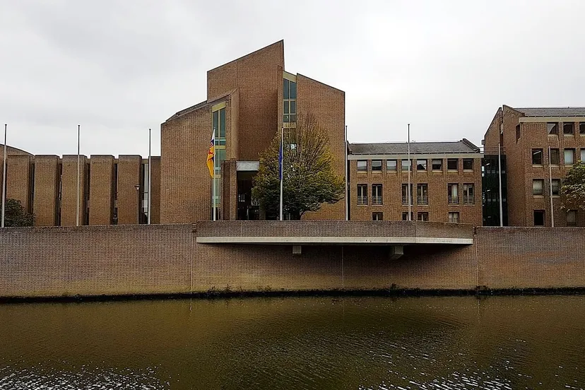 gouvernement maastricht kleon3 cc by sa https creativecommonsorglicensesby sa40