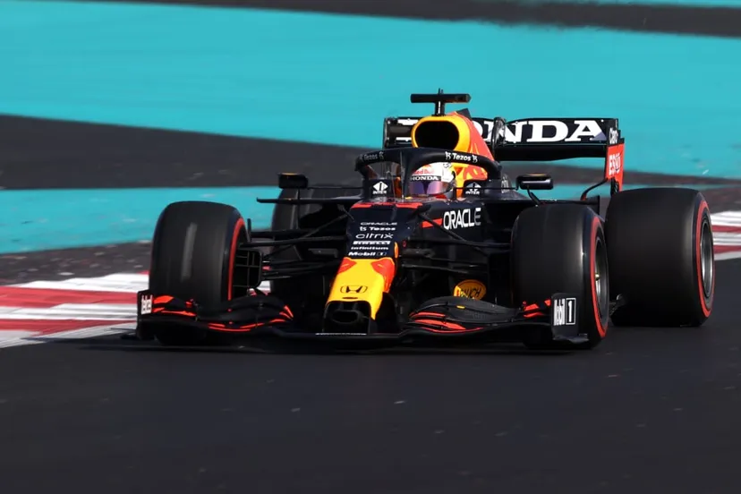 gp vae abu dhabi red bull max verstappen fp2