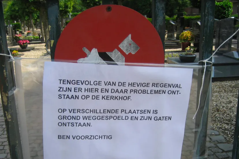 graven beschadigd door stortbuien in susteren 0