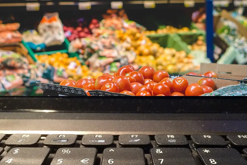 grocery store 2119702 1280 supermarkt agf