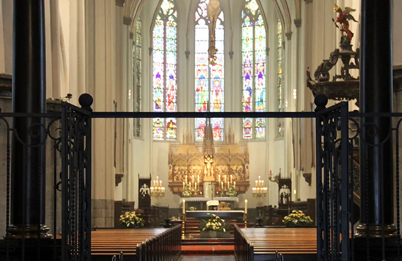 grqdv63e29zh543x7lh7ipyb6 lege grote kerk sittard