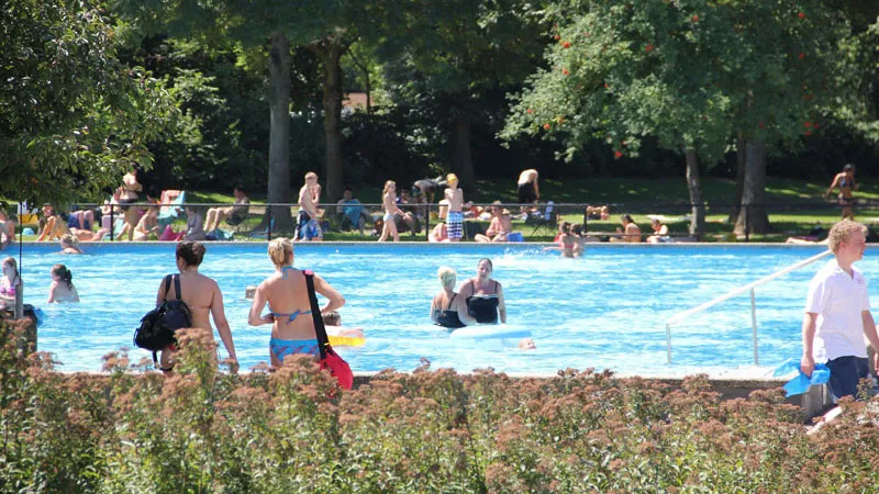 h93knrbdy6kgvj5zazm1v5mzj zwembadhatenboer 16 9 2