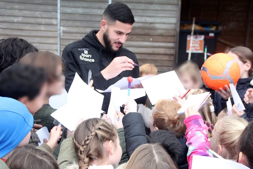 handtekeningenjacht obs aan de meule el messaoudi1