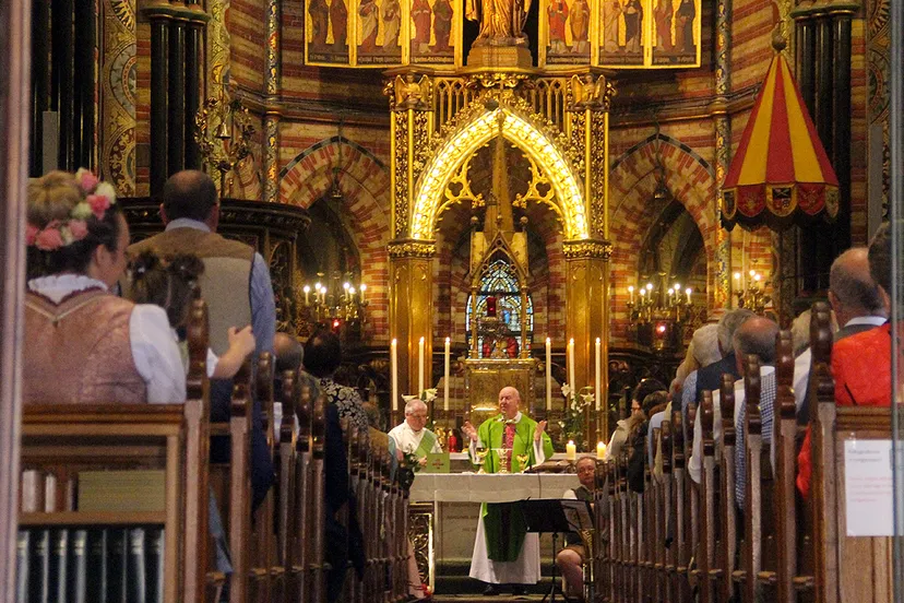 heilige oktobermis 2018 in basiliek
