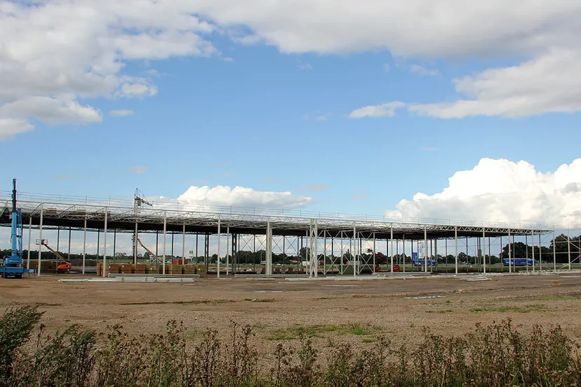 holtum noord expeditiecentrum leeyen