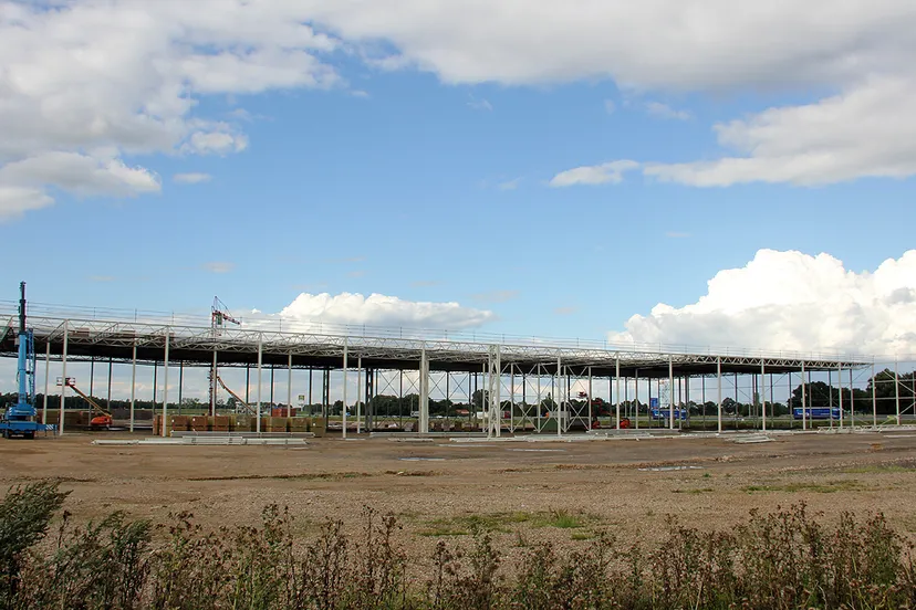 holtum noord expeditiecentrum leeyen