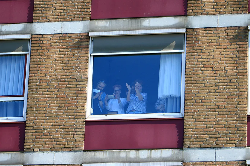 huize de kollenberg sittard zwaaien naar bewoners