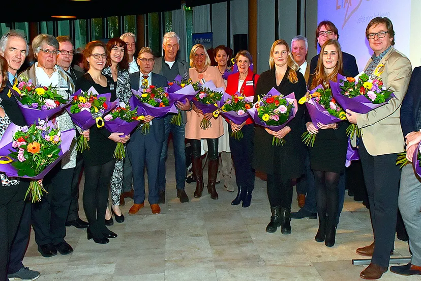 huldiging bijzondere prestaties gemeenten en ondernemers in 2016 tijdens vvv zuid limburg nieuwjaarsbijeenkomst 2017 002