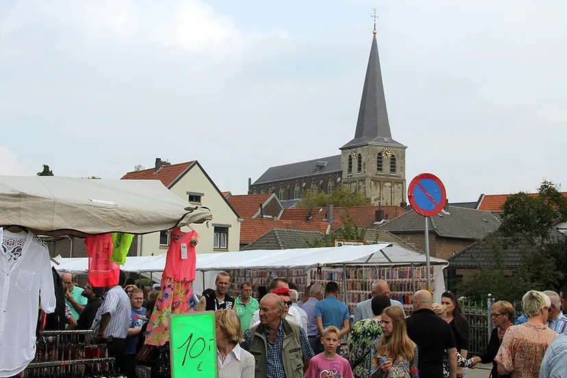 i8a4d1urtv336x1pb6qpzagvt braderie oud geleen 2014 0