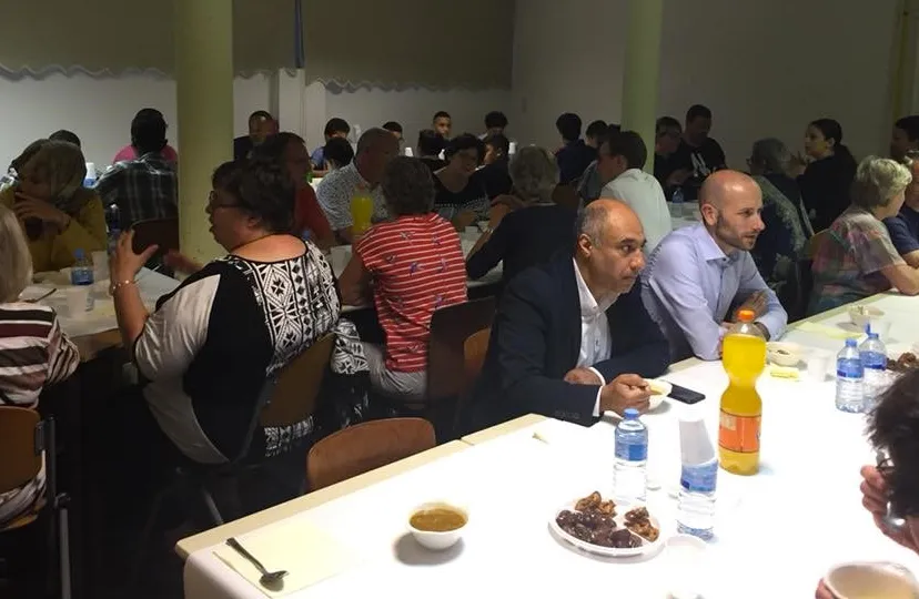 iftar maaltijd in moskee el mohsinine in sittard