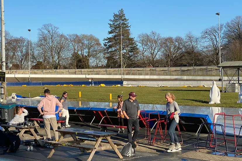 ijsbaan geleen zondag 21 februari 2021