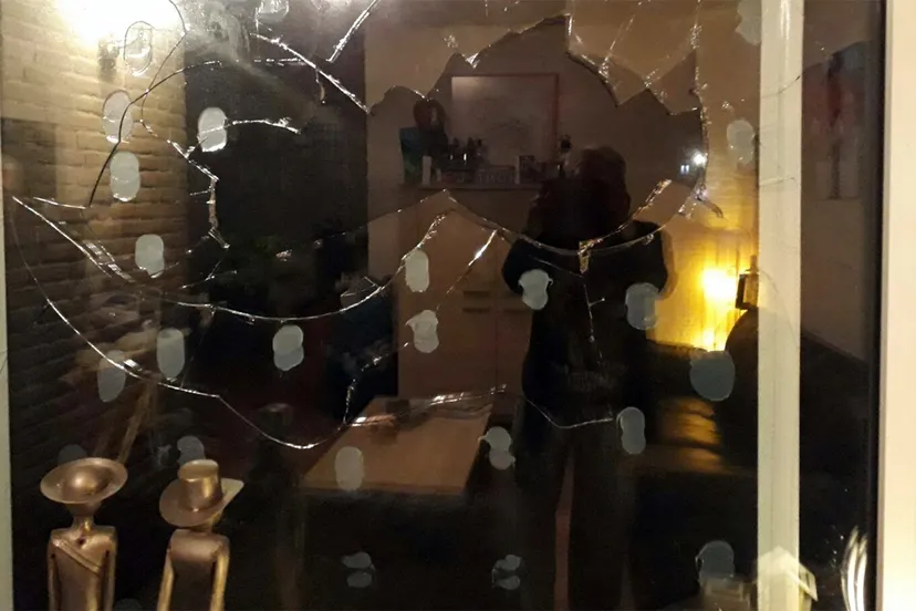 ingeworpen voorruit nieuwstadt