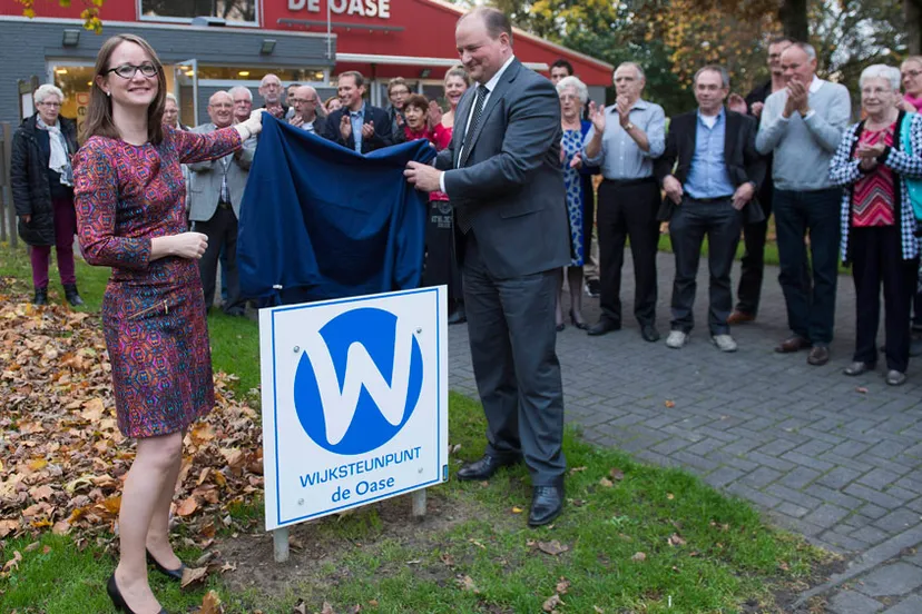inr4mt666davaj717fkq8p6e9 14620141106 wijksteunpunt de oase onthulling