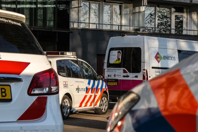 instap politie eisenhowerstraat foto bjorn de hoog