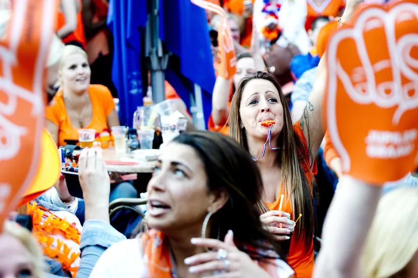 ioehn2pd4ixp2hf6sr3pe34vb oranjedef