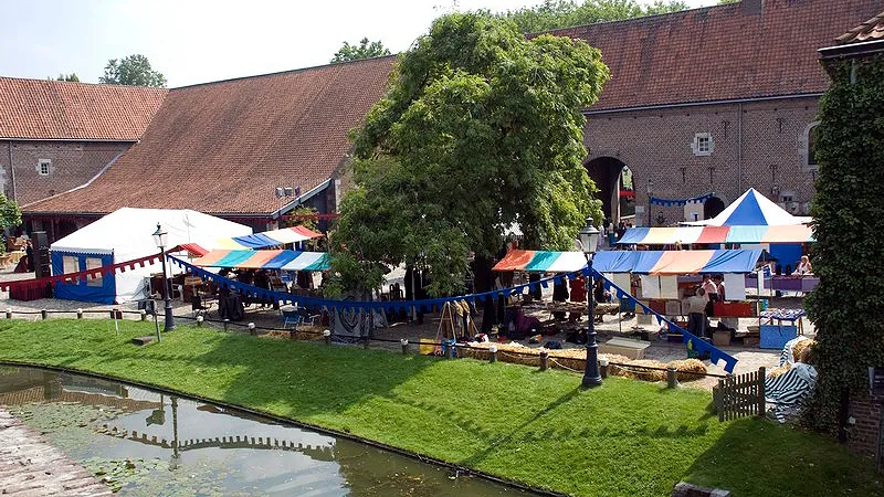 it2nf1pwo2y7bjjdbyub6xdql antiekenbrocante kasteel limbricht