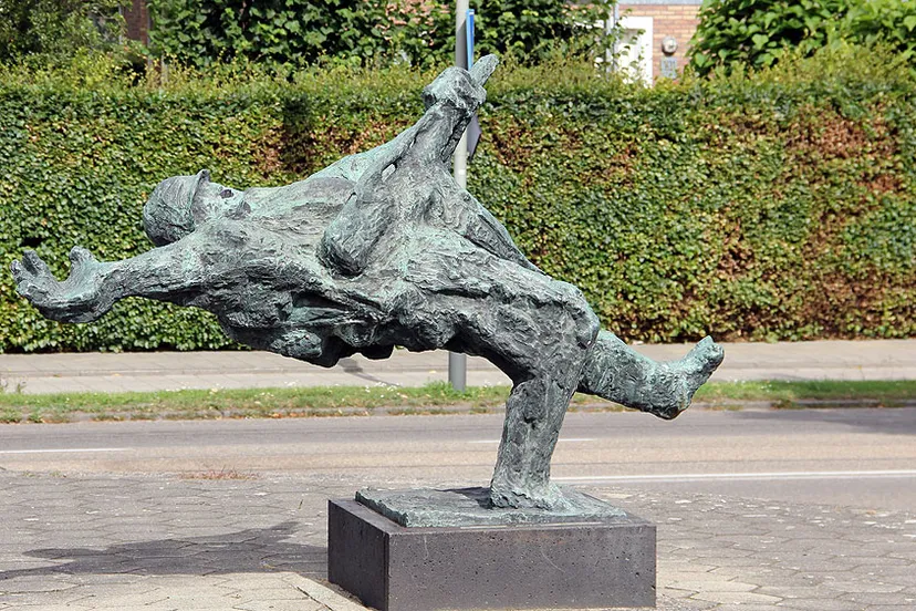 jf7umo23ibebav53j5lha91yb mariniersmonument02 16 9